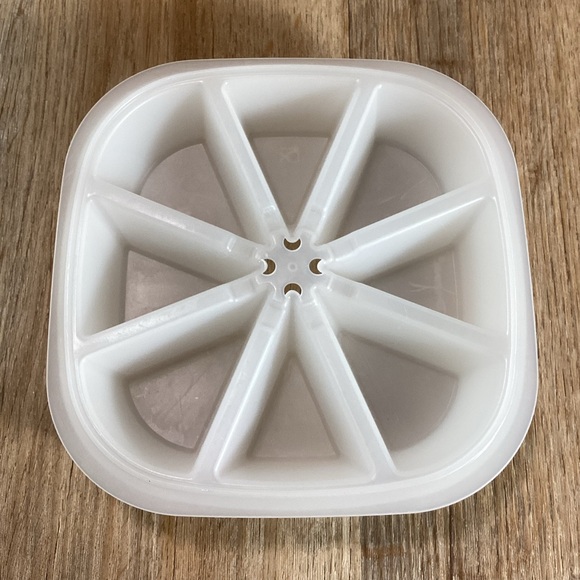 Vintage Tupperware Stackable Ice Cube Trays, set of 3, Ice Wedge Trays 1… - Picture 4 of 12